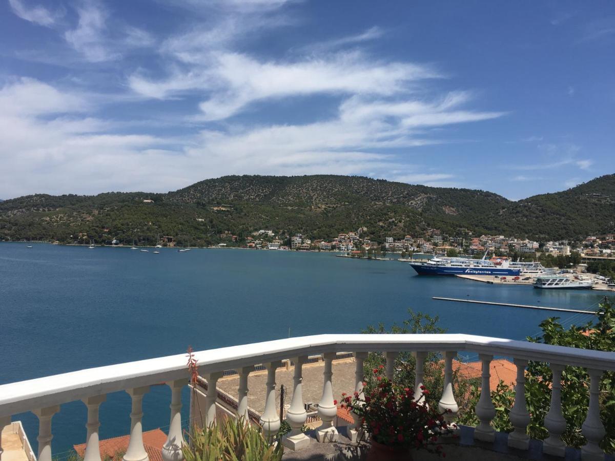 Poros Town Kasteli Suite מראה חיצוני תמונה