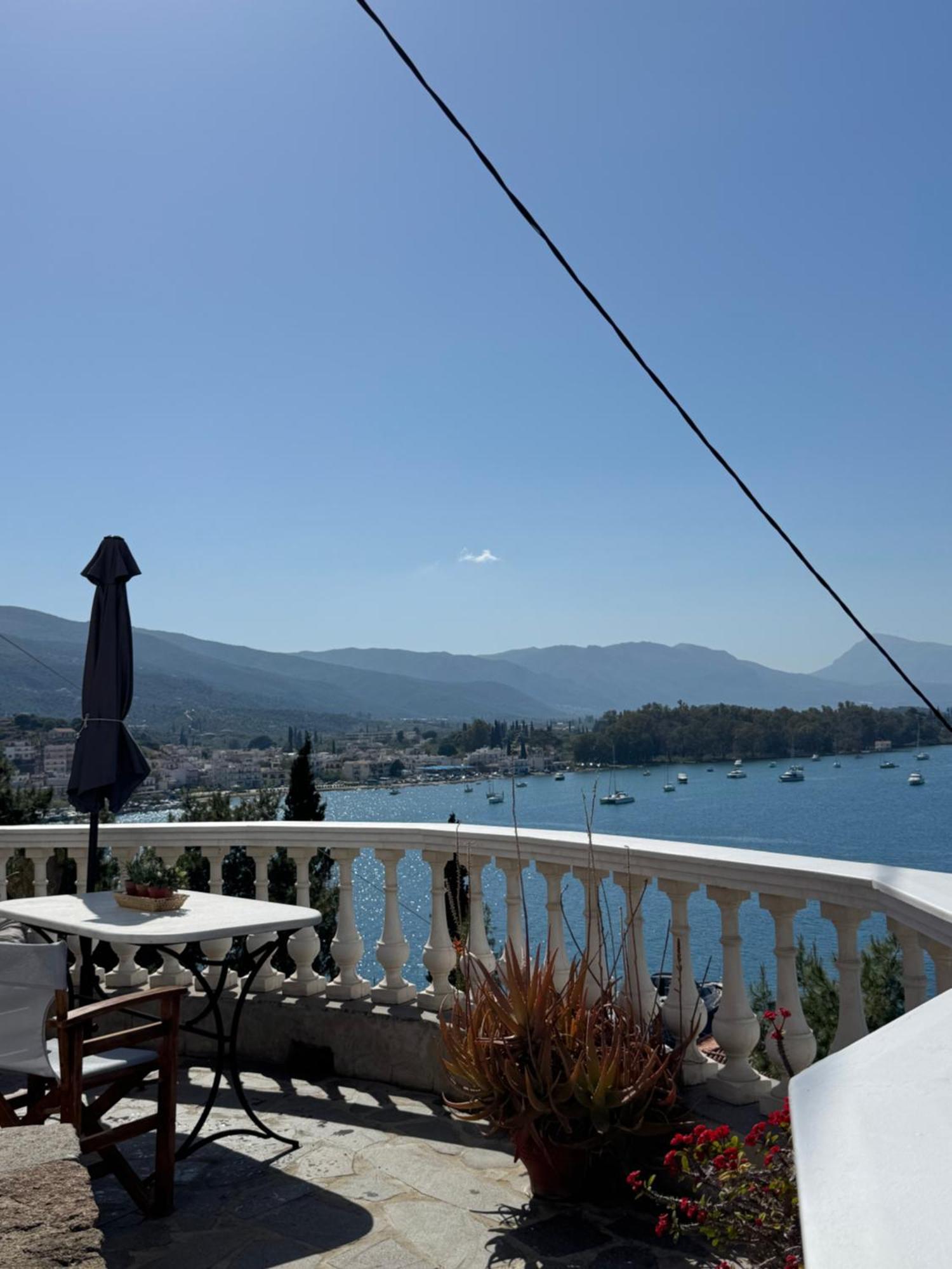Poros Town Kasteli Suite מראה חיצוני תמונה